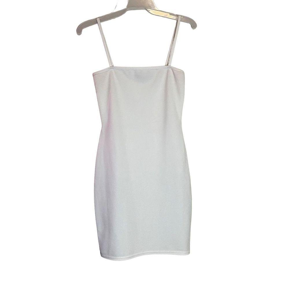 Pretty Little Thing White Bodycon Dress - Picture 2 of 13